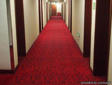Super 8 Beijing Guang Ming Qiao Exterior photo
